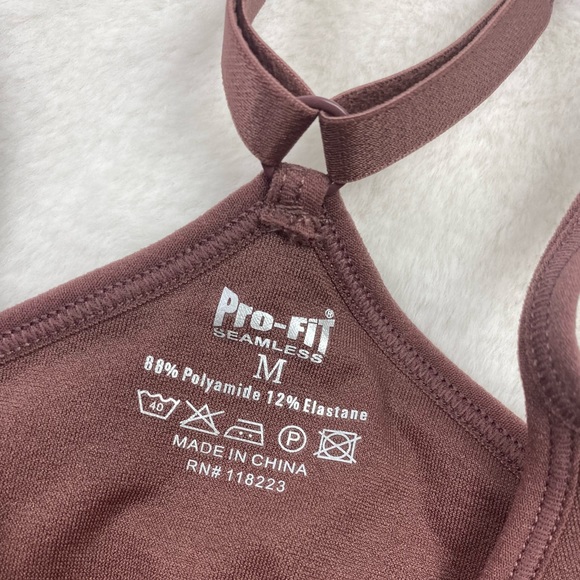 Pro-Fit Sports Bra Medium Seamless Mauve Stretch Racerback Adjustable Pullover - Picture 3 of 5